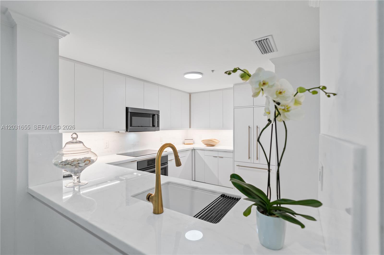 3400 SW 27th Ave #207 Miami, FL 33133