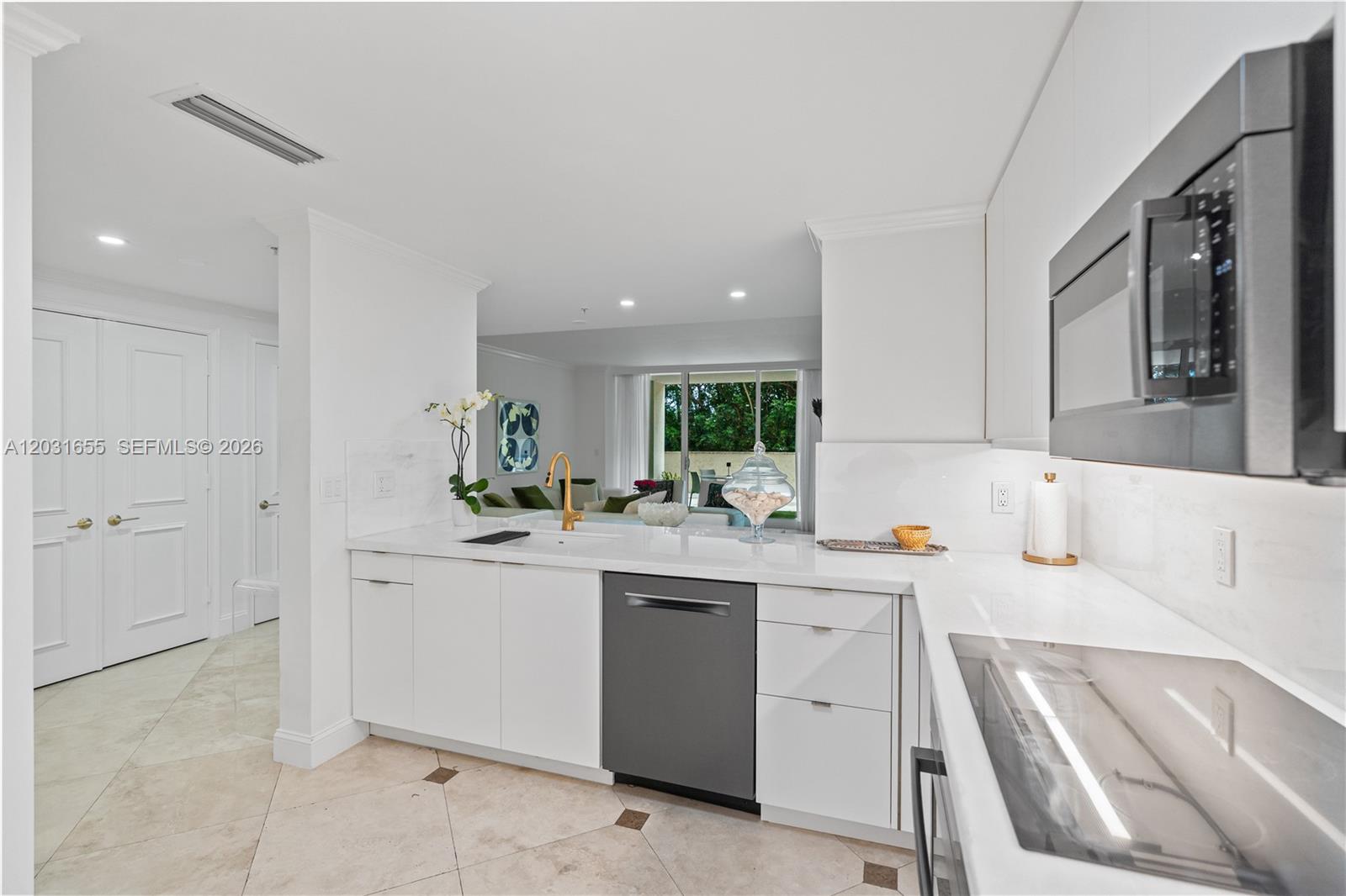 3400 SW 27th Ave #207 Miami, FL 33133