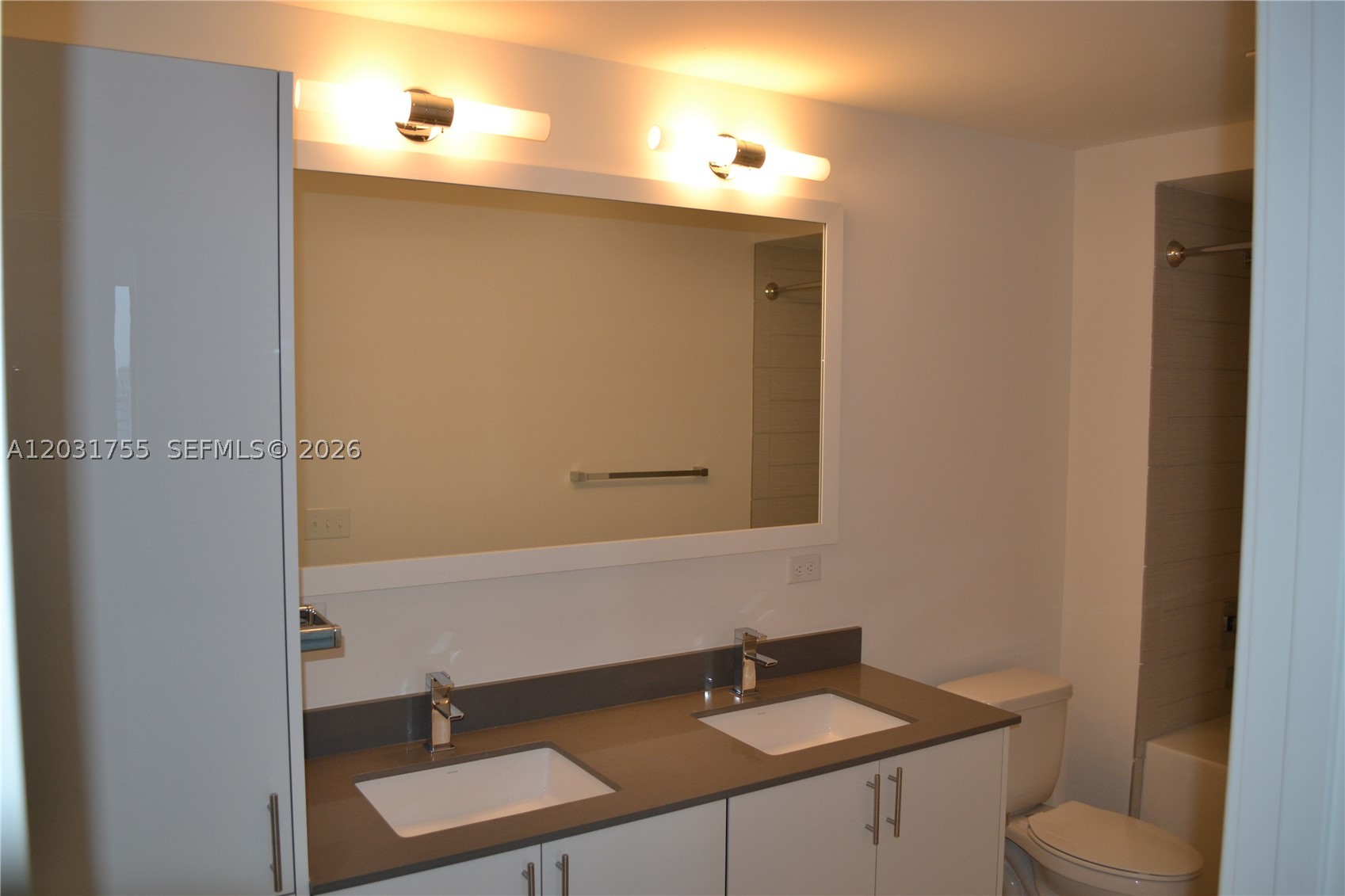 image Nine at Mary Brickell Village14