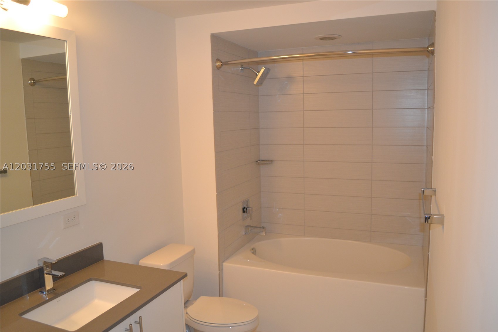 image Nine at Mary Brickell Village16
