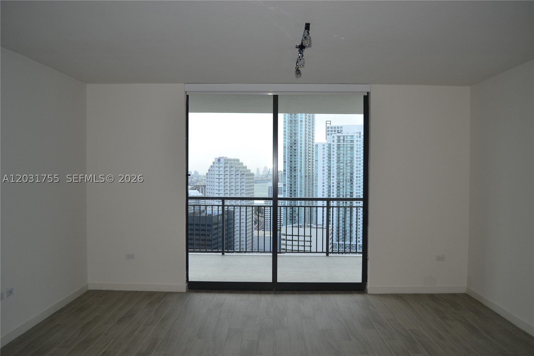 image Nine at Mary Brickell Village7