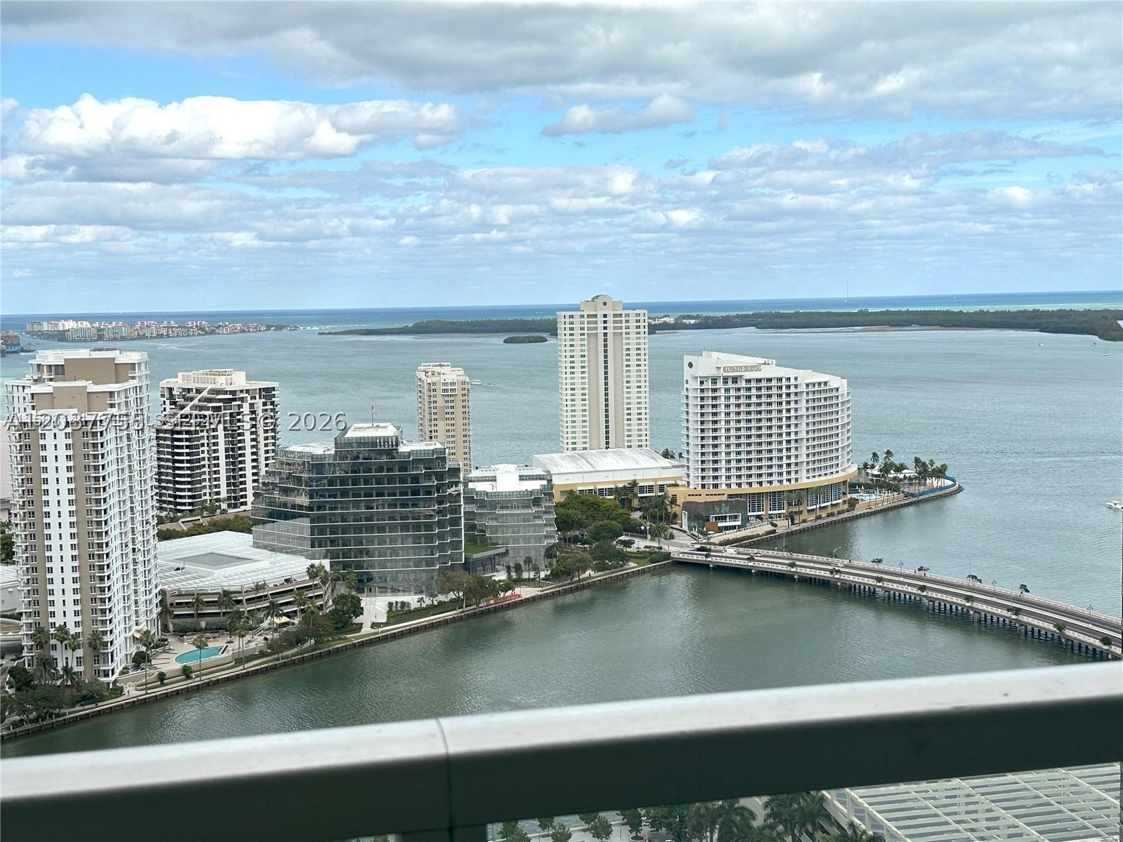 image 500 Brickell East0
