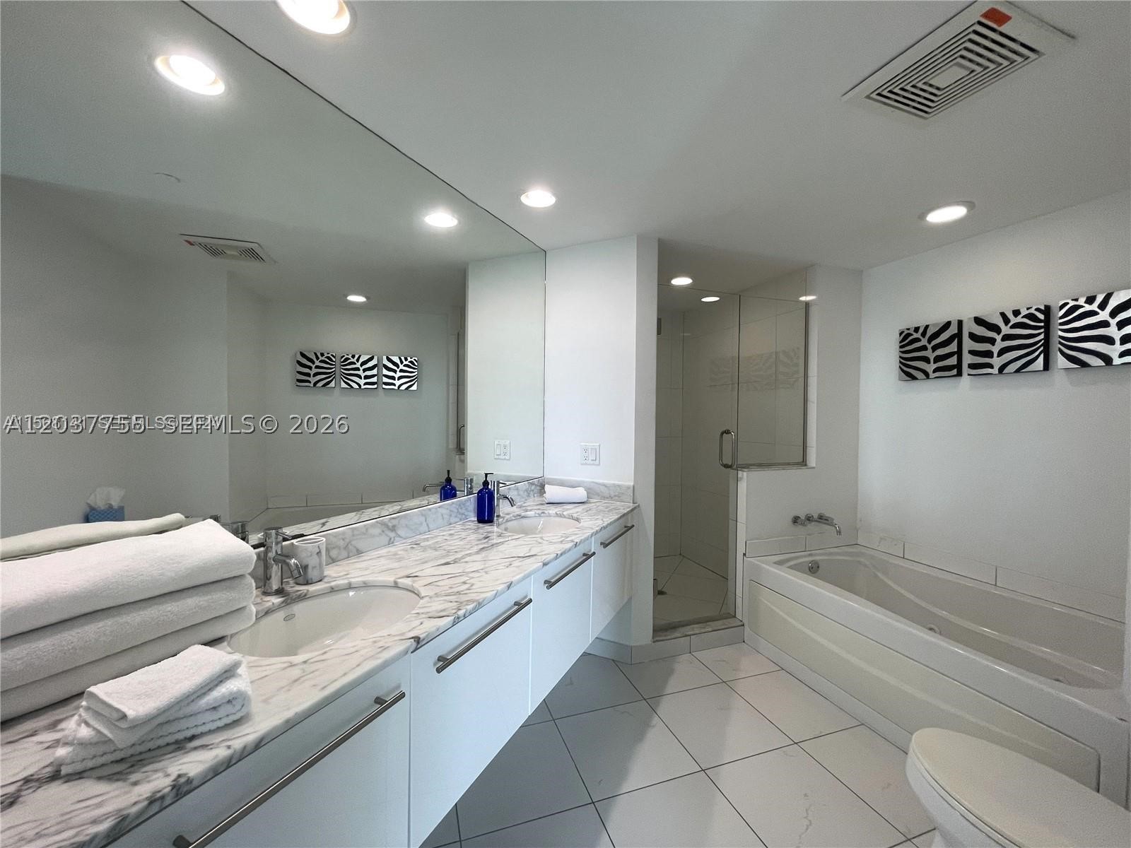 image 500 Brickell East2