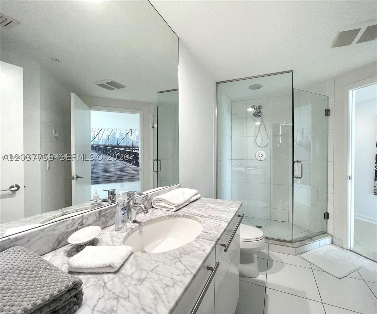 image 500 Brickell East4