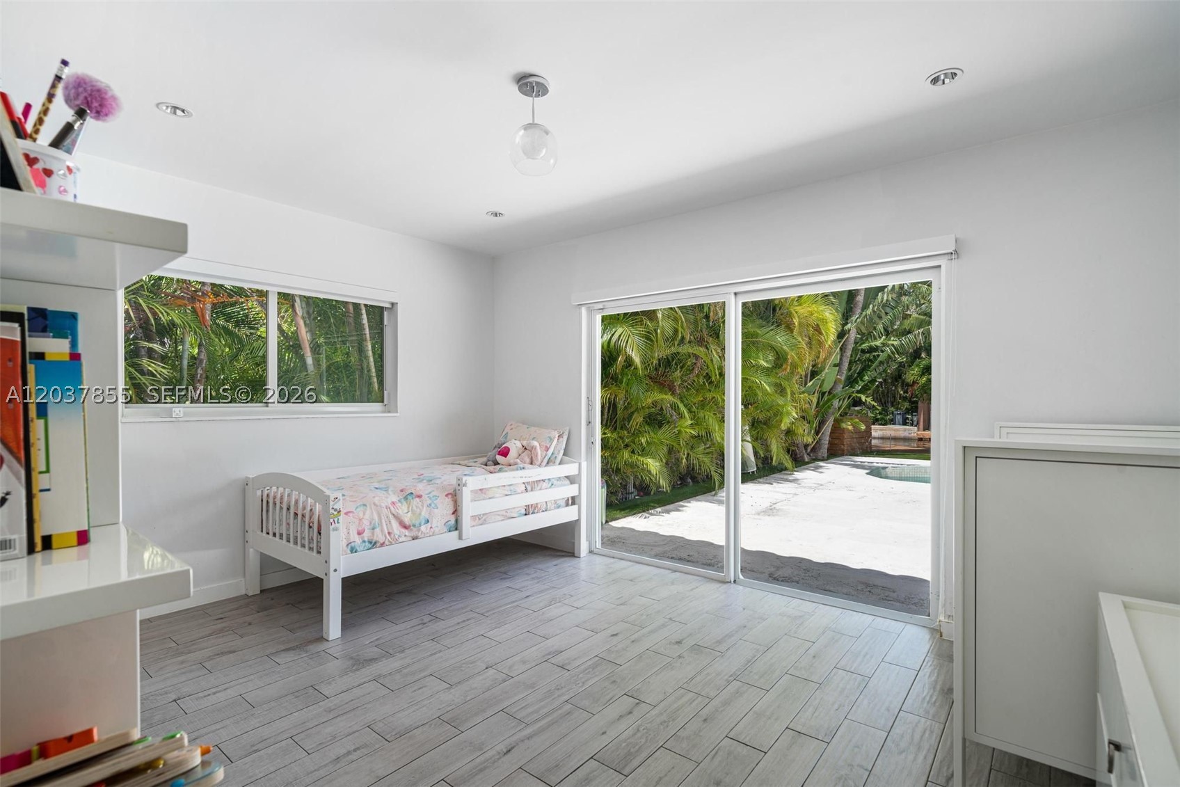 1835 Daytonia Rd Miami Beach, FL 33141