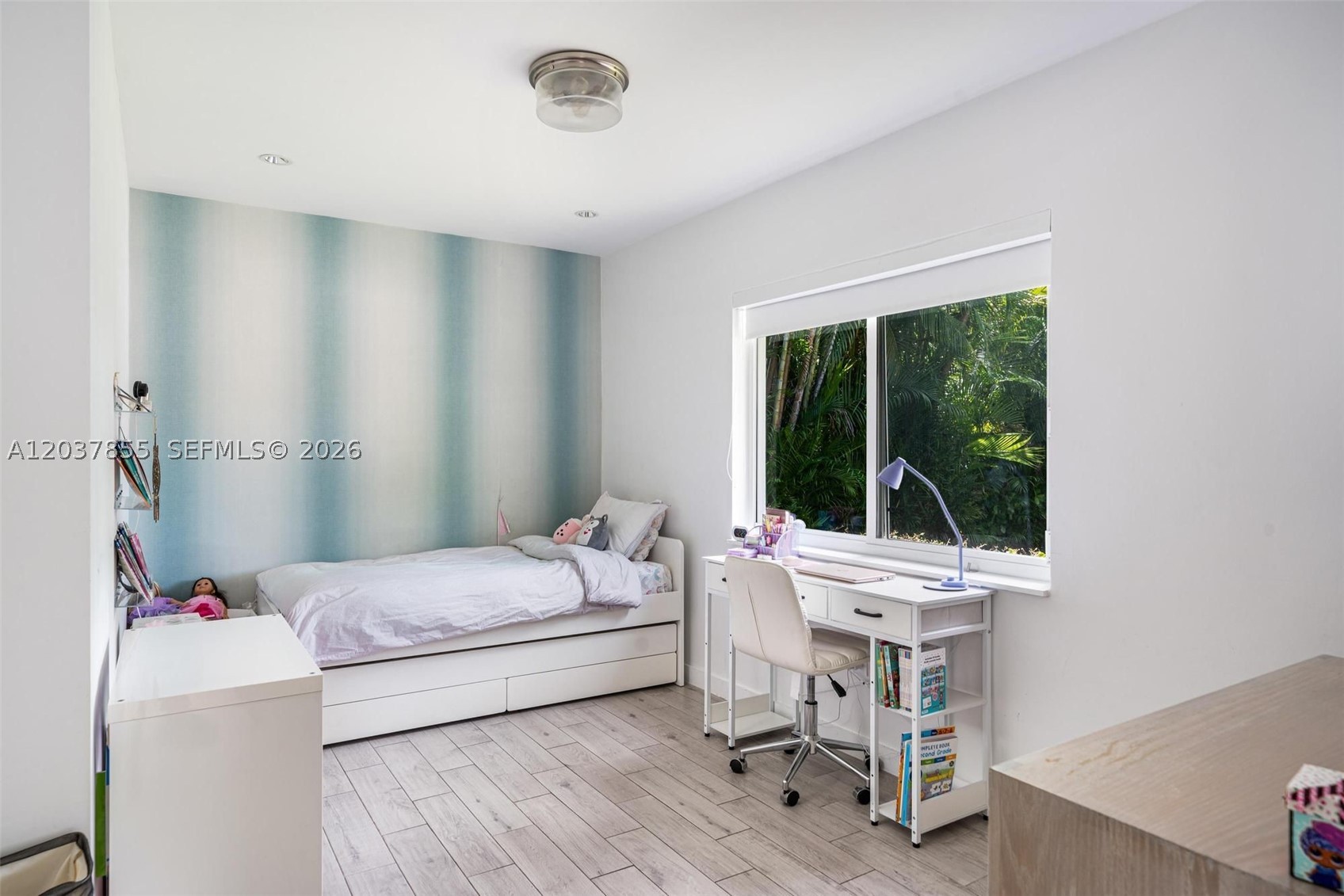 1835 Daytonia Rd Miami Beach, FL 33141
