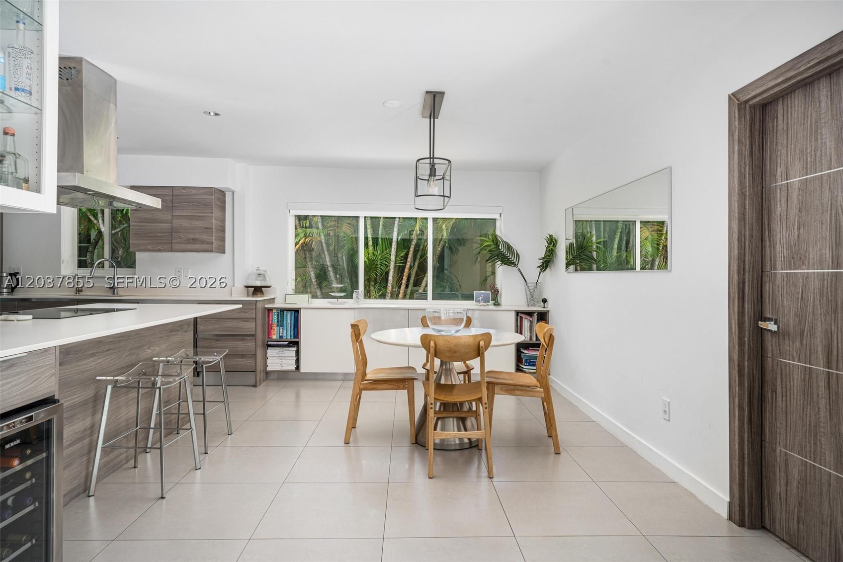 1835 Daytonia Rd Miami Beach, FL 33141