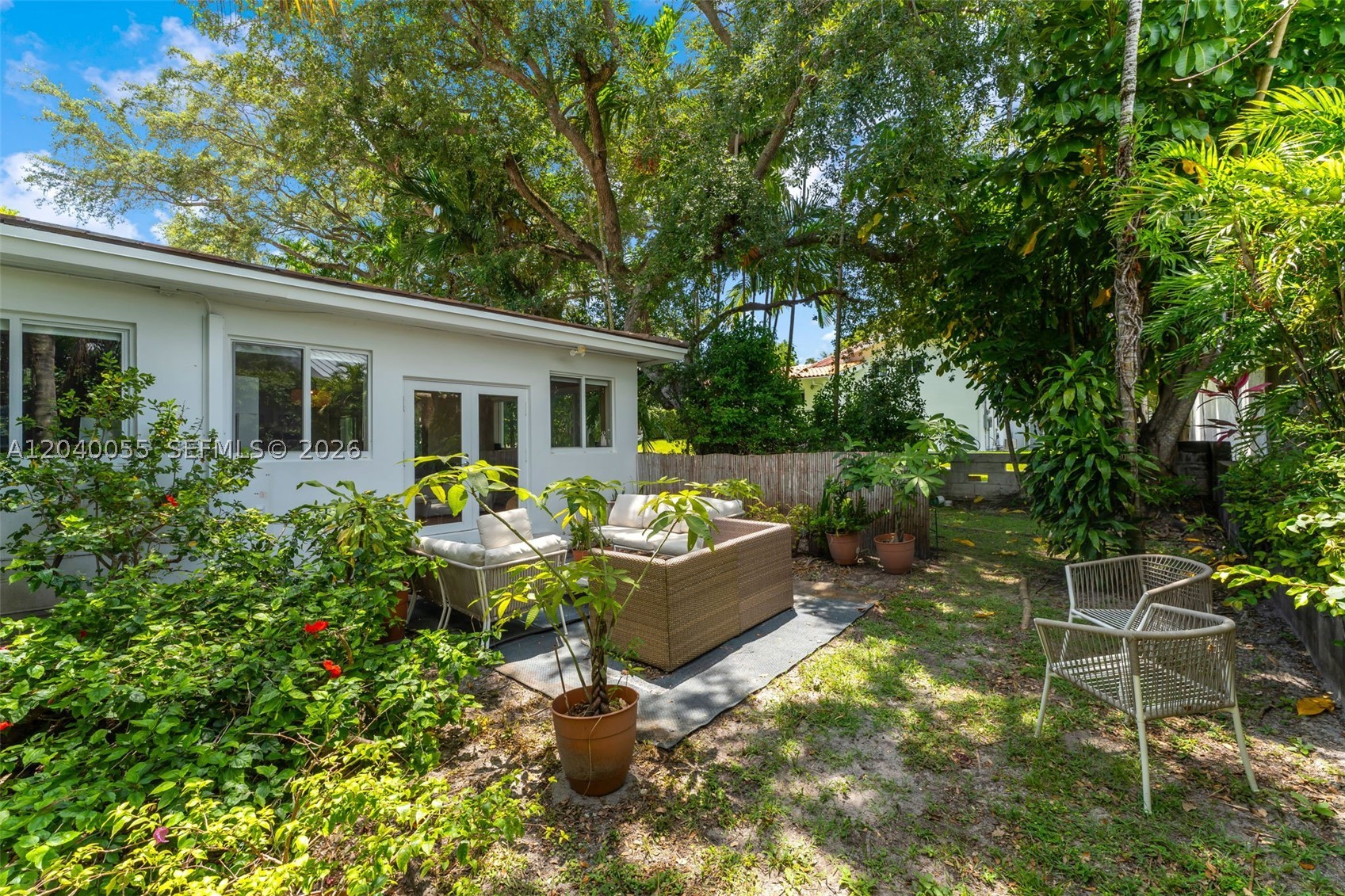 8 Pinta Rd Miami, FL 33133