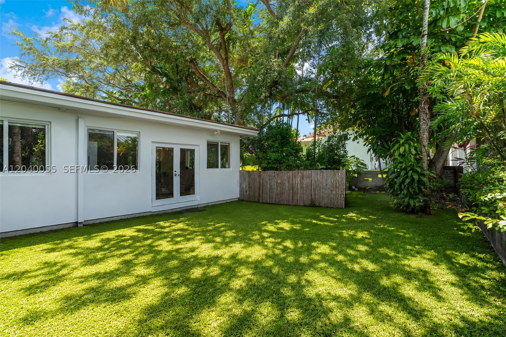 8 Pinta Rd Miami, FL 33133