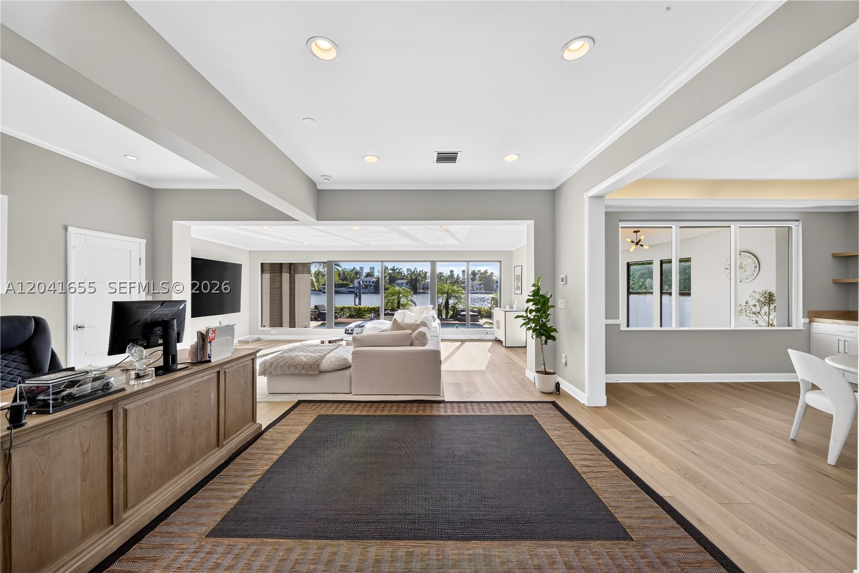 460 W Dilido Dr Miami Beach, FL 33139