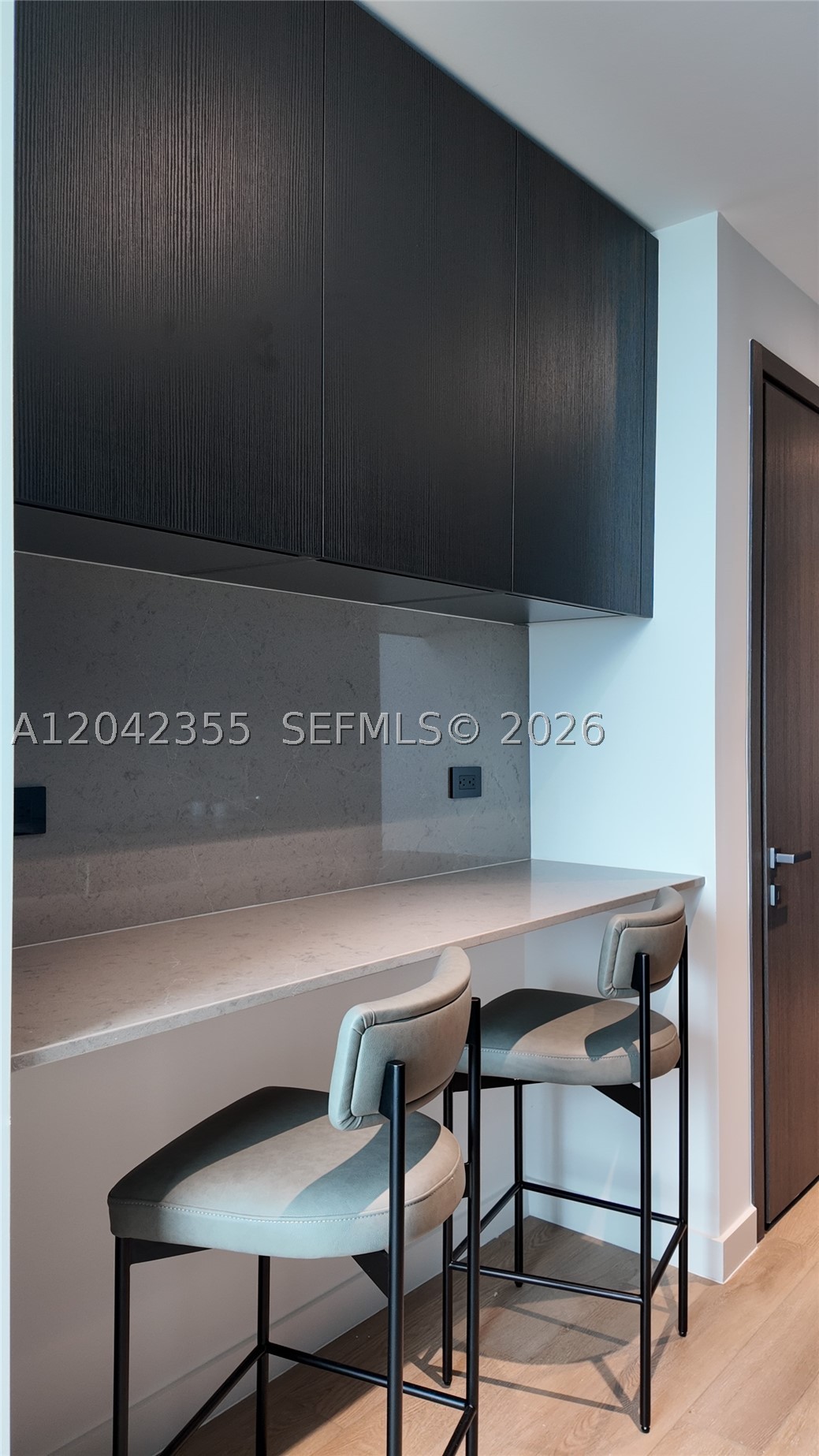 image E11EVEN Hotel & Residences13