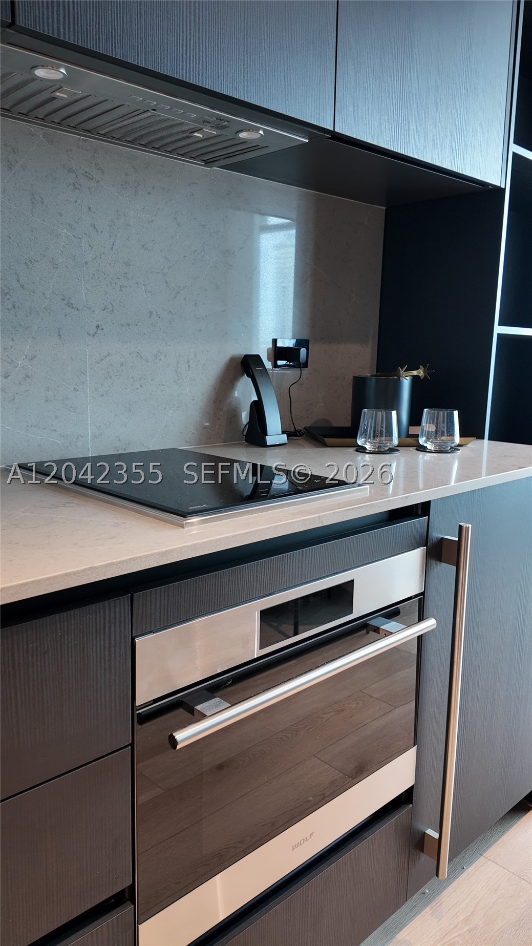 image E11EVEN Hotel & Residences3