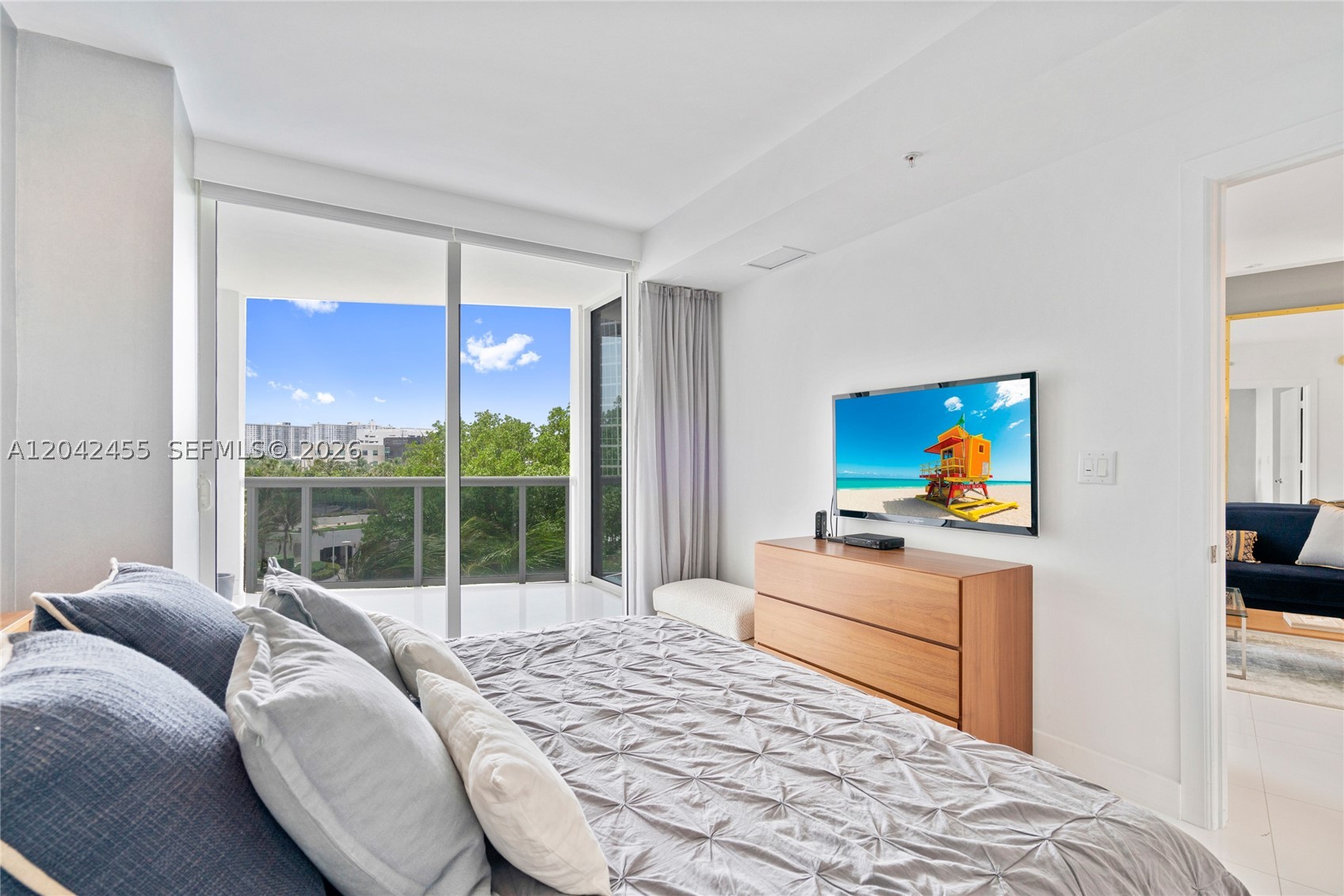 18201 Collins Ave #603 Sunny Isles Beach, FL 33160