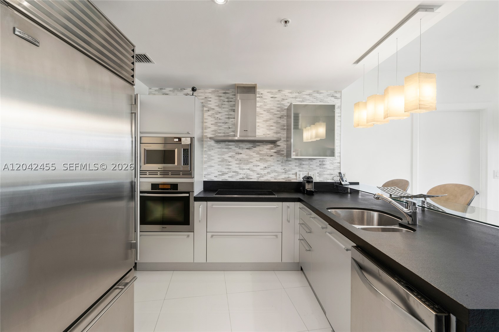 18201 Collins Ave #603 Sunny Isles Beach, FL 33160