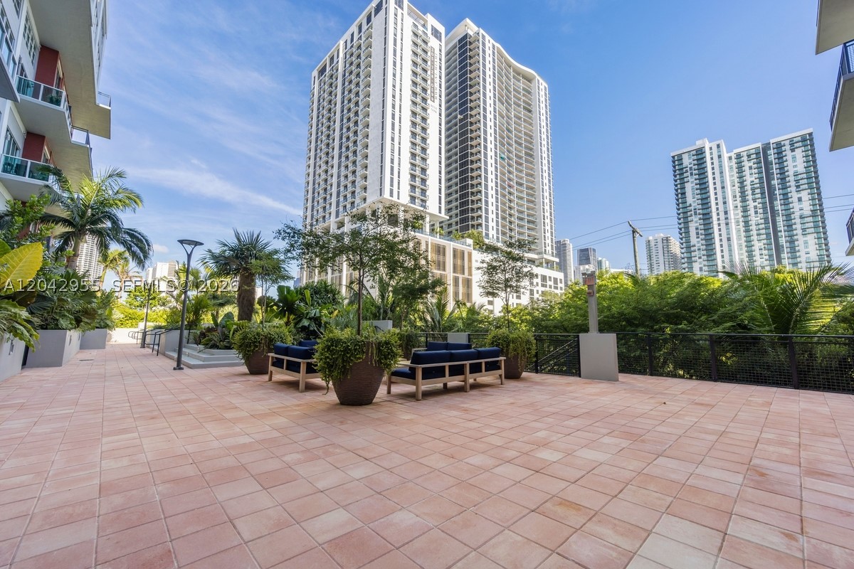 1749 NE Miami Ct #507 Miami, FL 33132