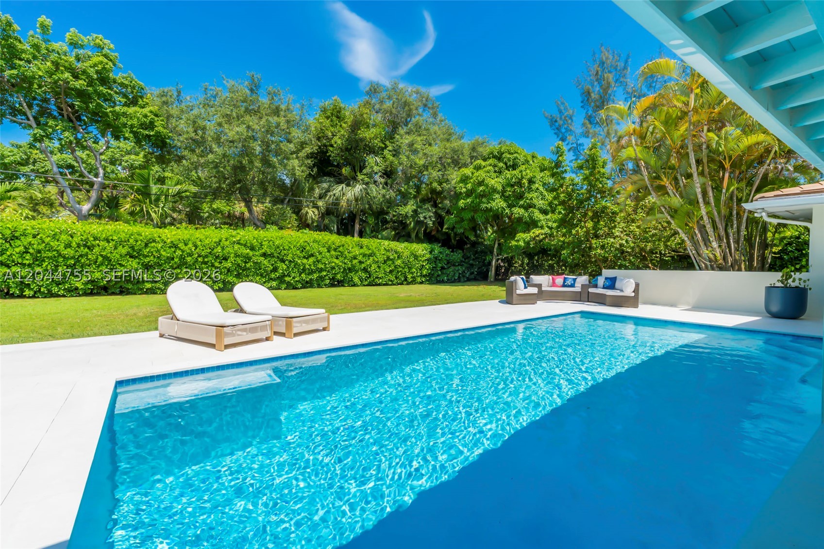 12121 SW 64th Ave Pinecrest, FL 33156