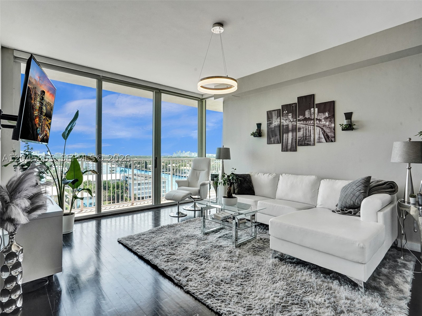 3020 NE 32nd Ave #925 Fort Lauderdale, FL 33308