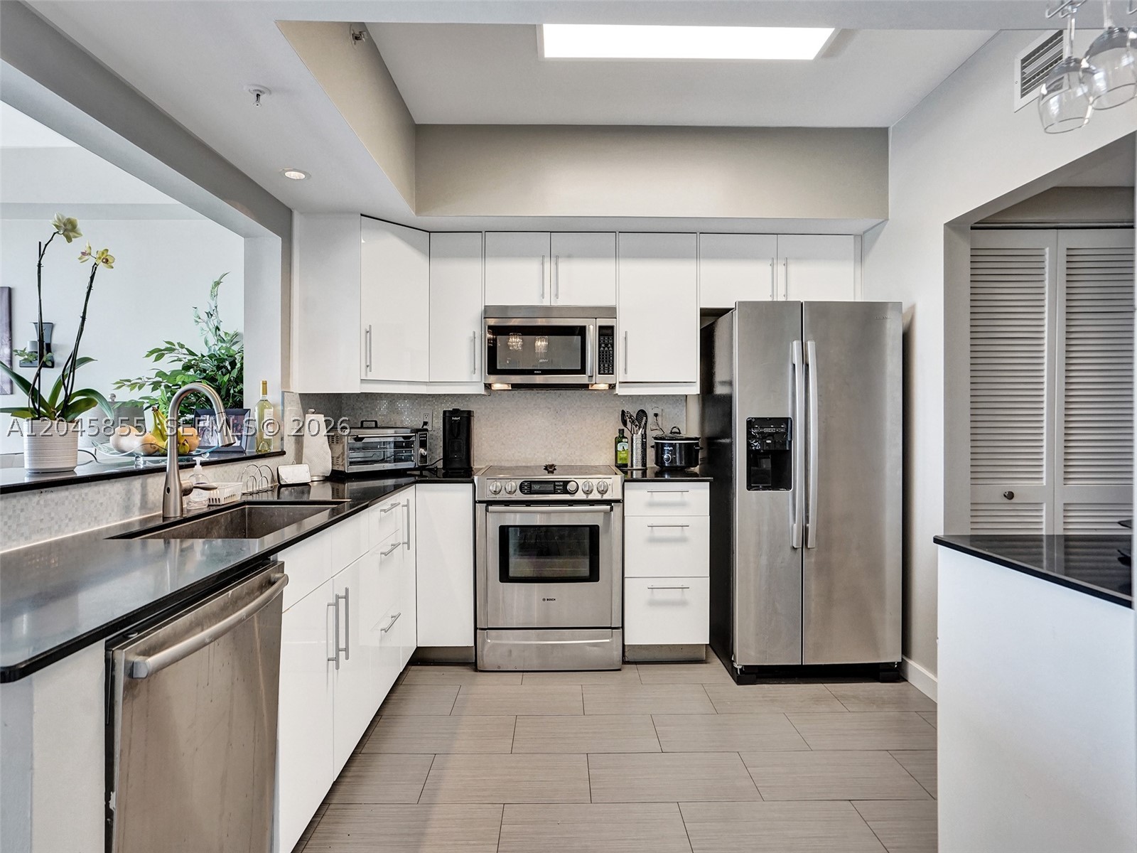 3020 NE 32nd Ave #925 Fort Lauderdale, FL 33308