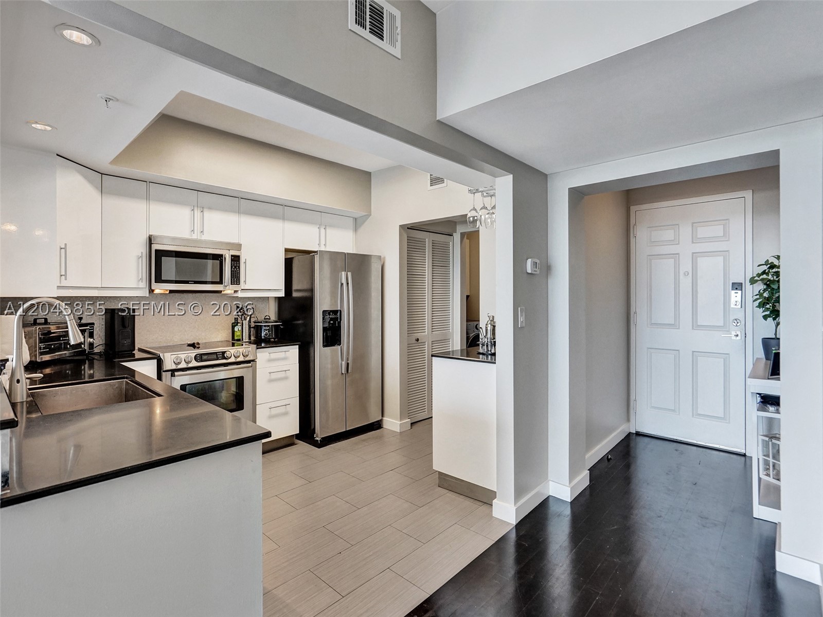 3020 NE 32nd Ave #925 Fort Lauderdale, FL 33308