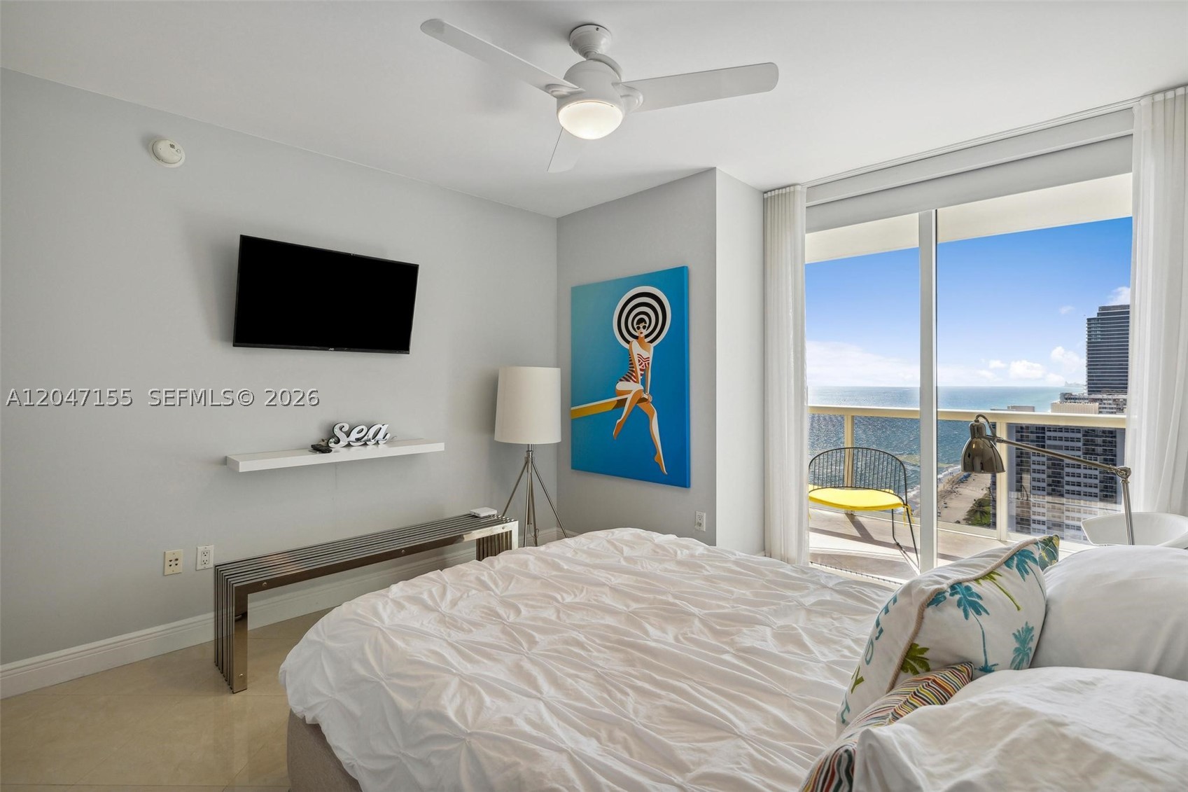 image Beach Club 218