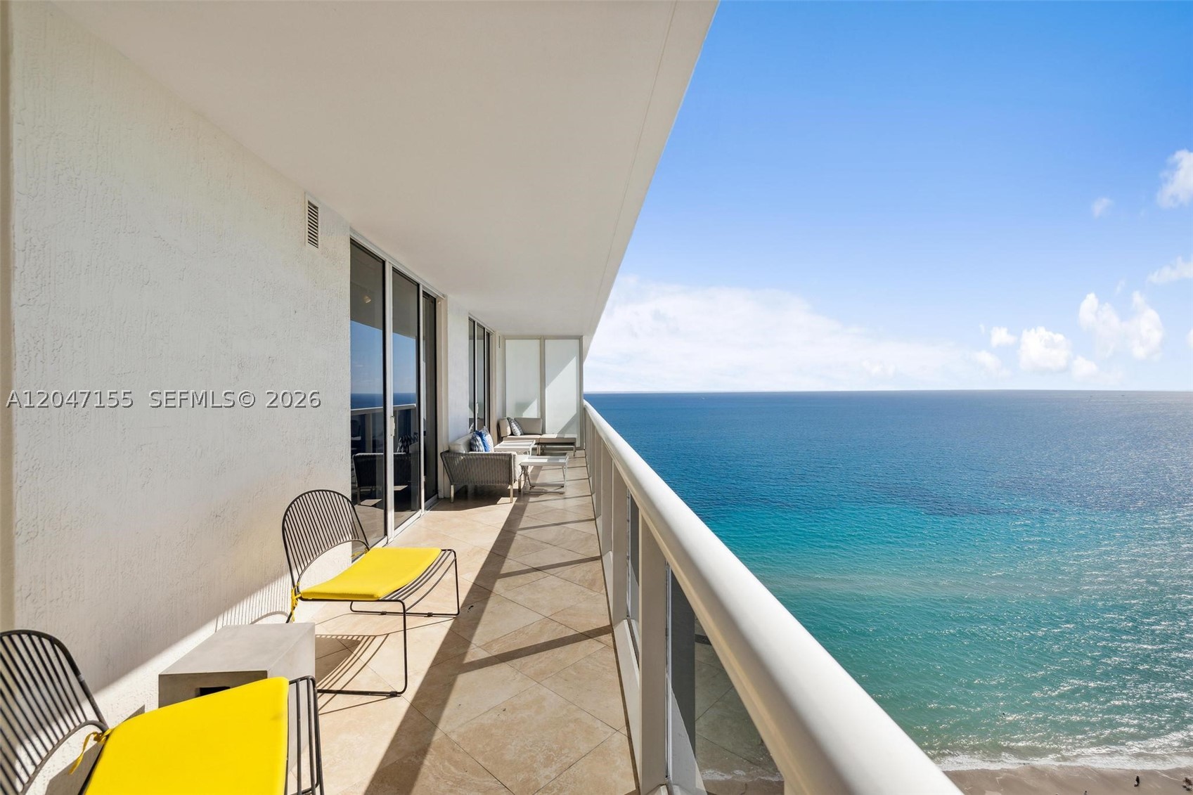 image Beach Club 226