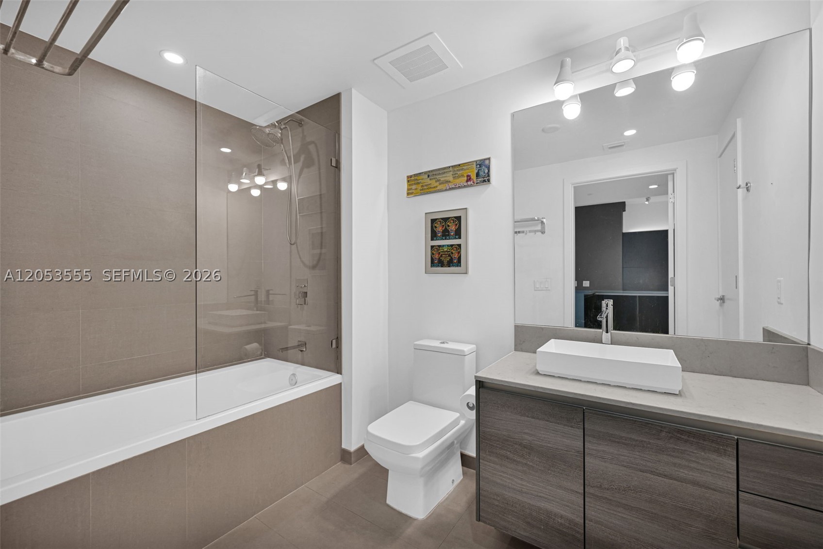 image The Bond on Brickell21