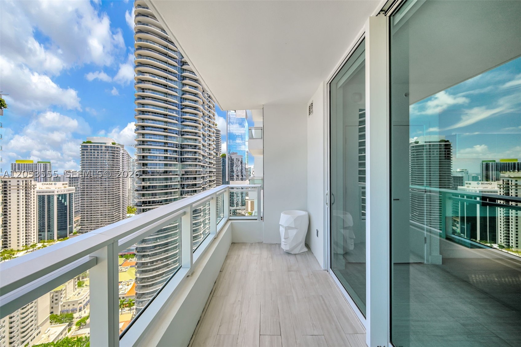 image The Bond on Brickell27