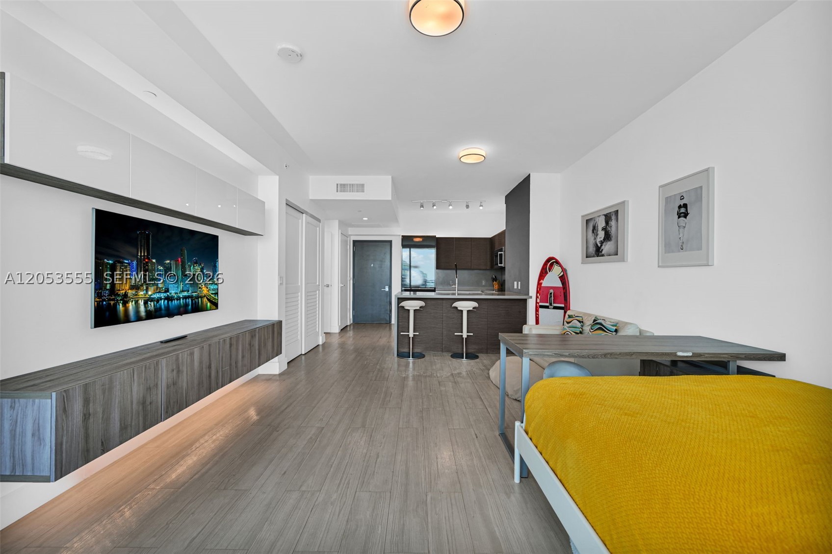image The Bond on Brickell8