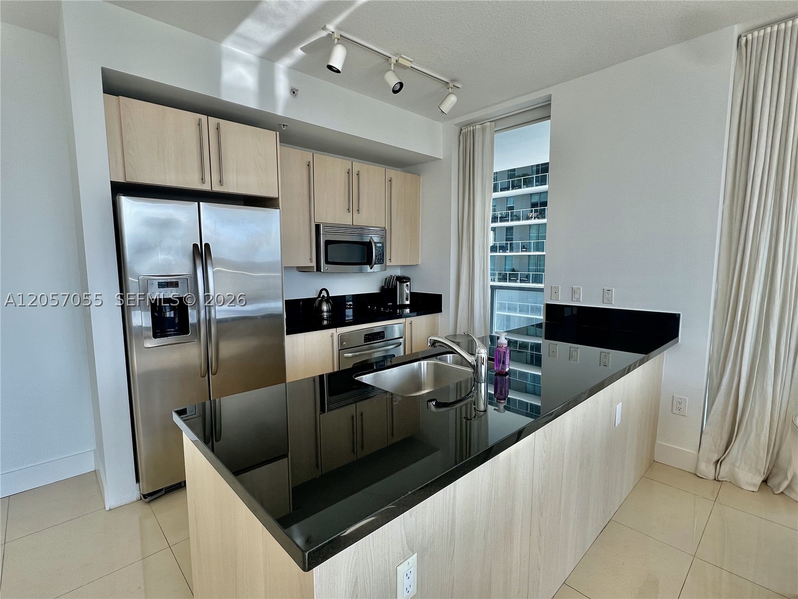 image Axis on Brickell North1
