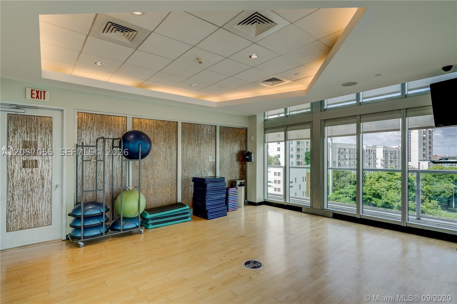 image Axis on Brickell North23