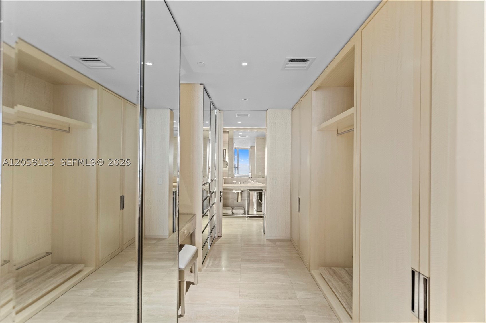 image St Regis Bal Harbour Center9