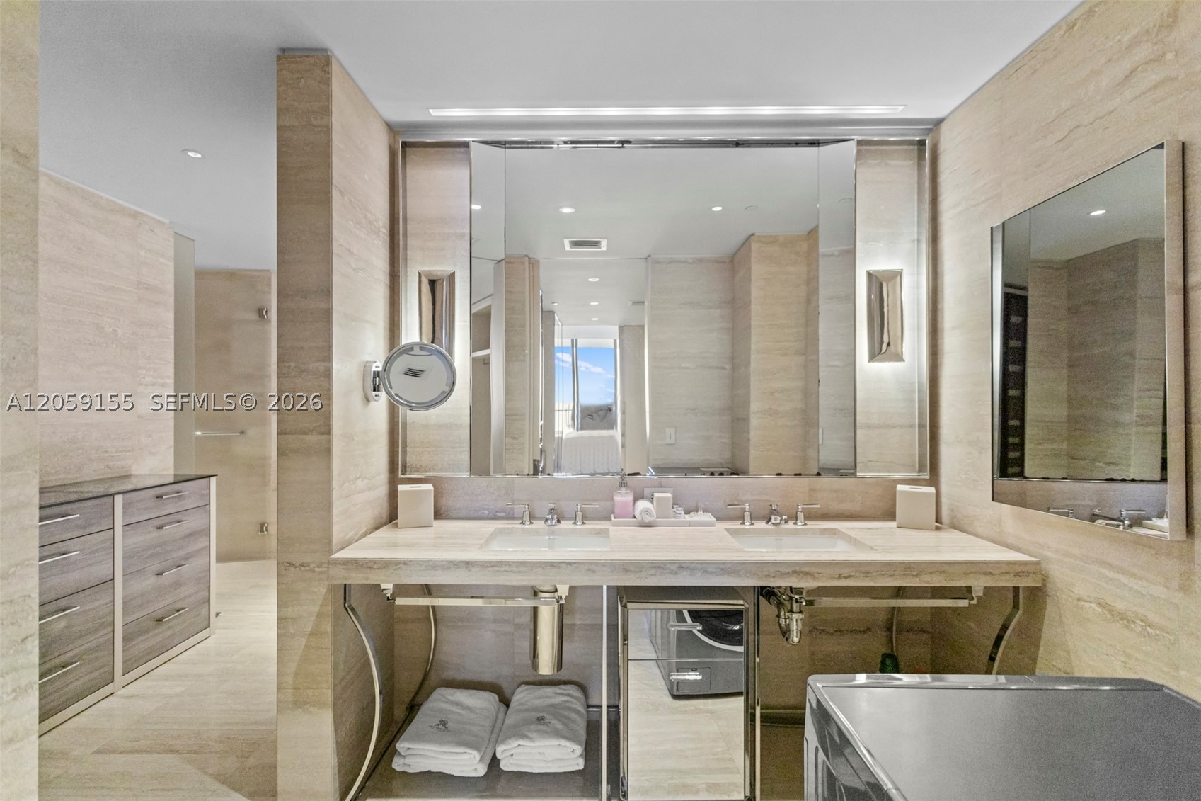 image St Regis Bal Harbour Center18