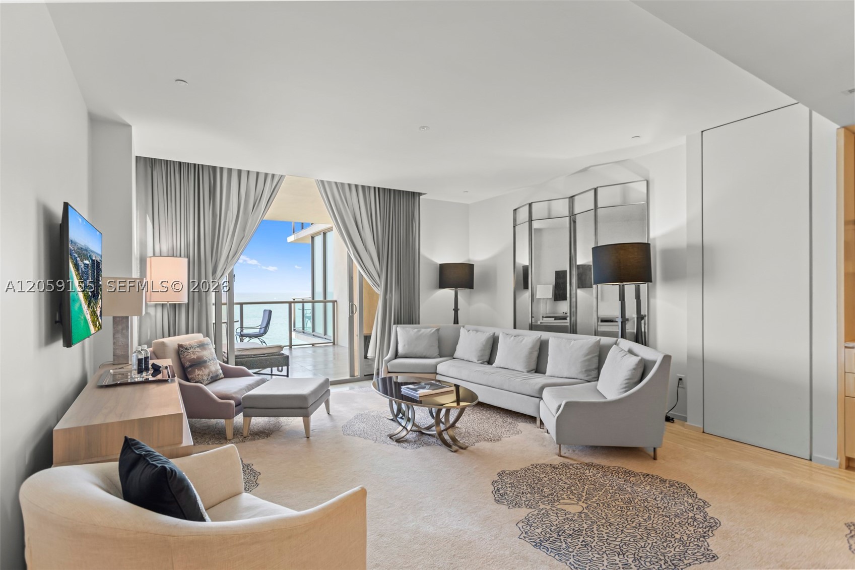 image St Regis Bal Harbour Center27