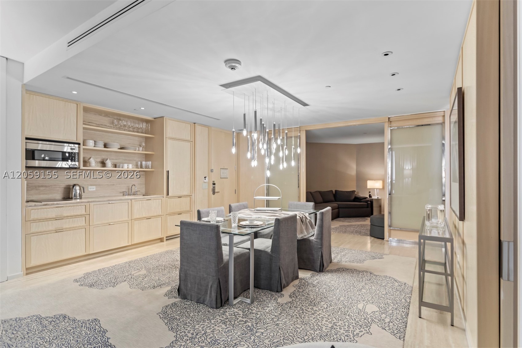 image St Regis Bal Harbour Center3