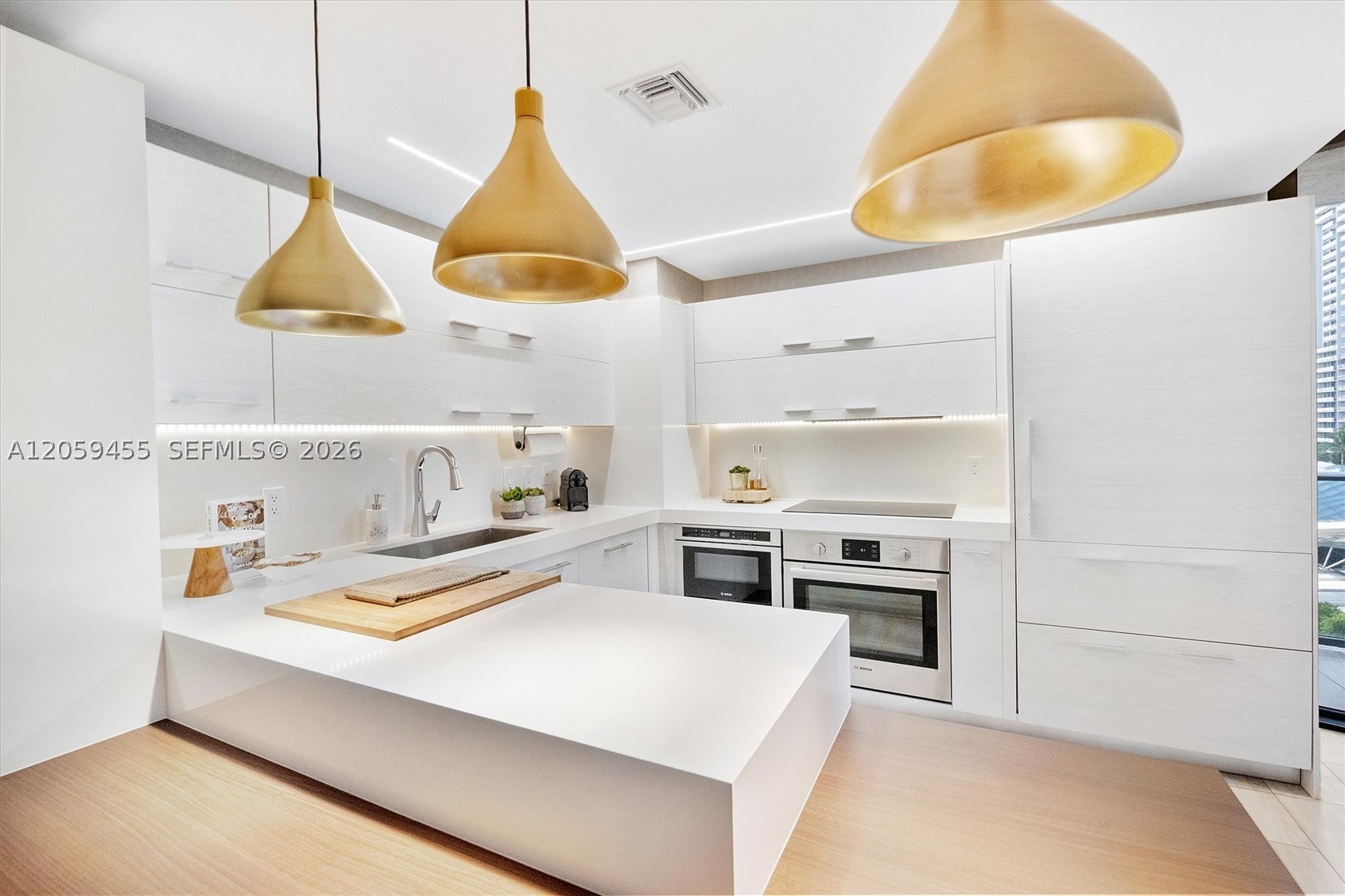 image Brickell Heights East10