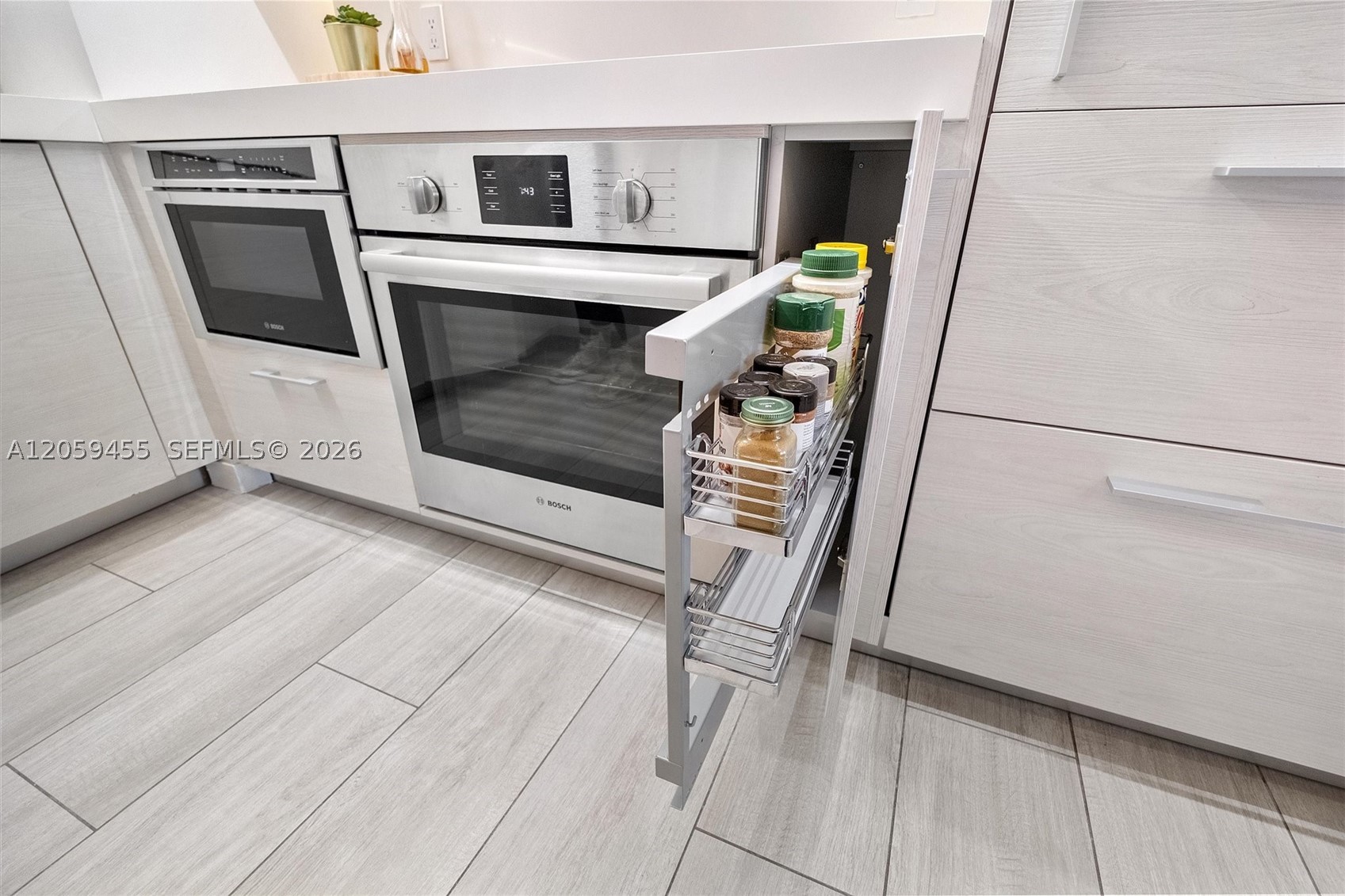 image Brickell Heights East16