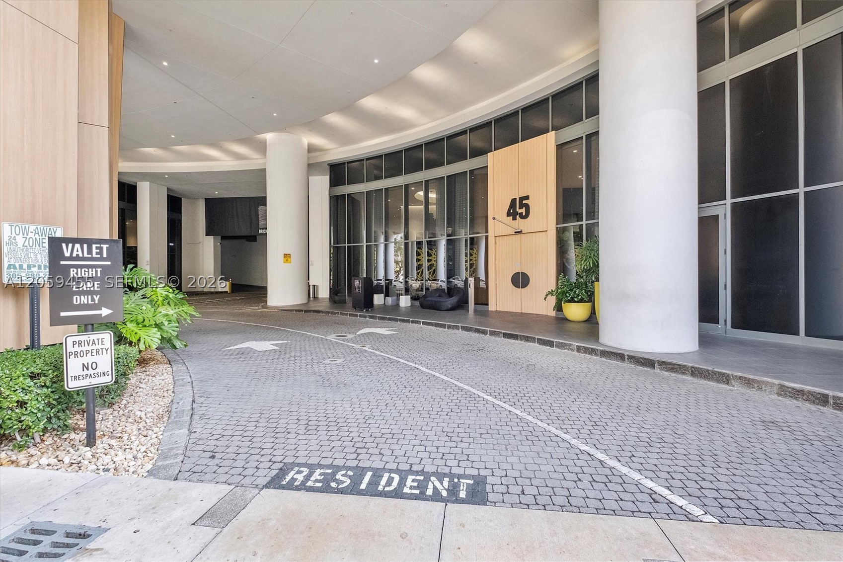 image Brickell Heights East1