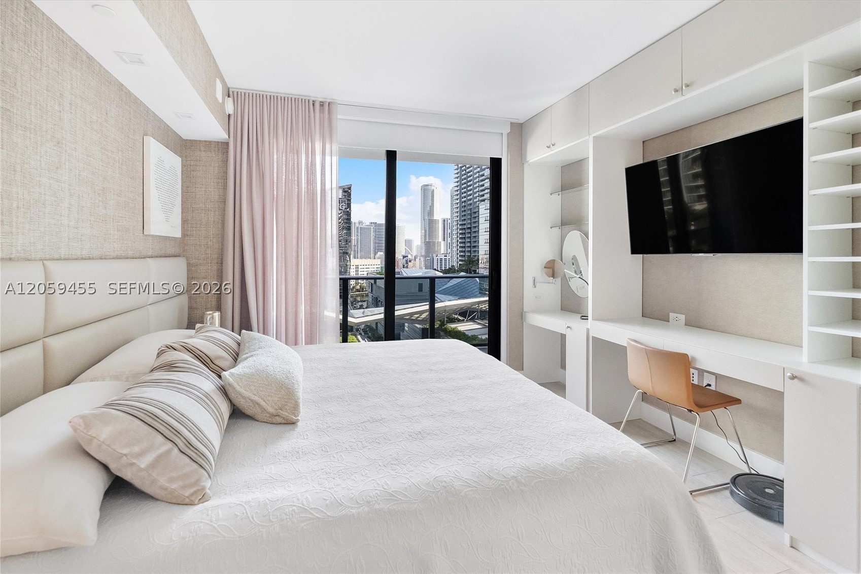 image Brickell Heights East21