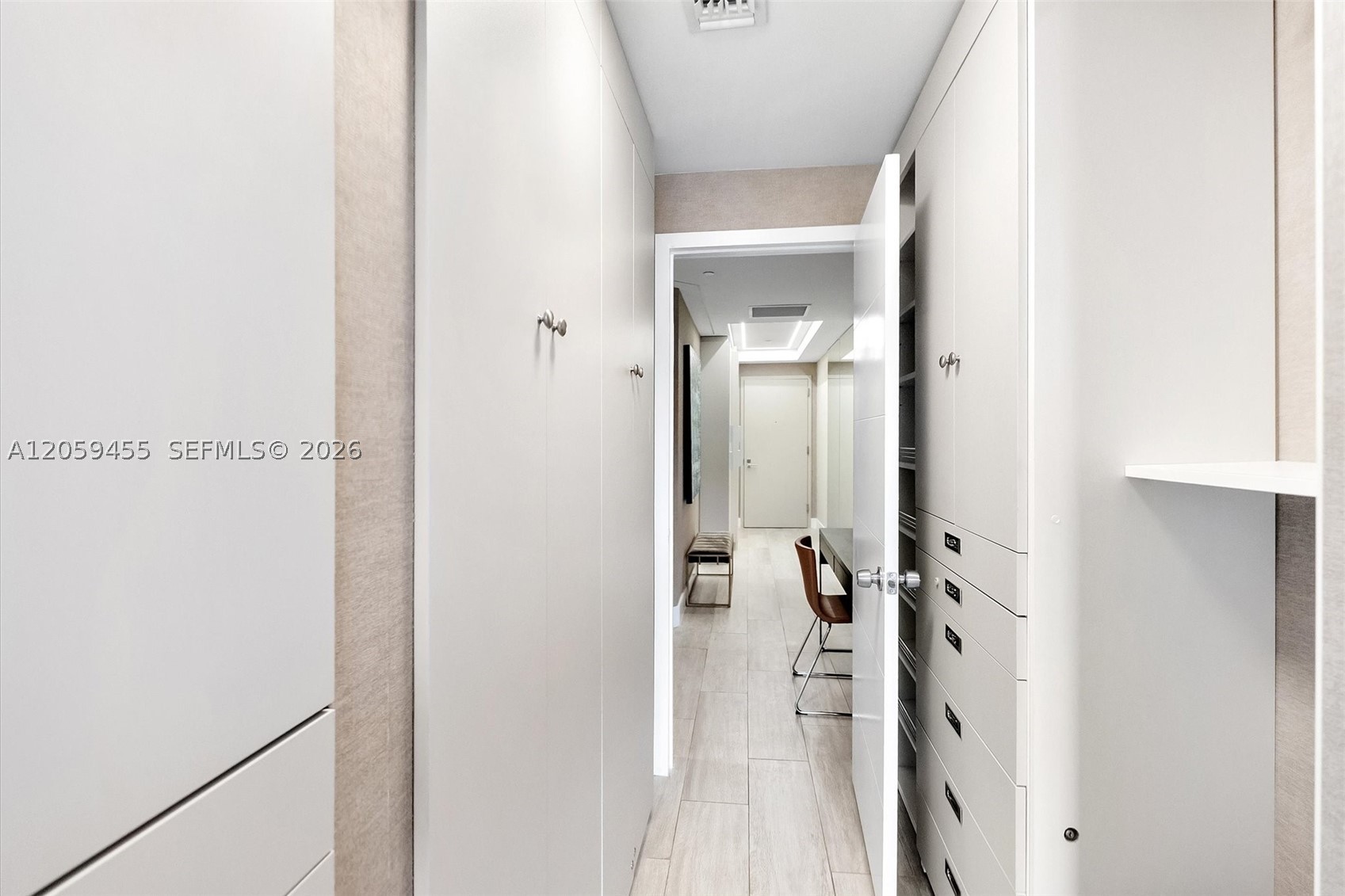 image Brickell Heights East25