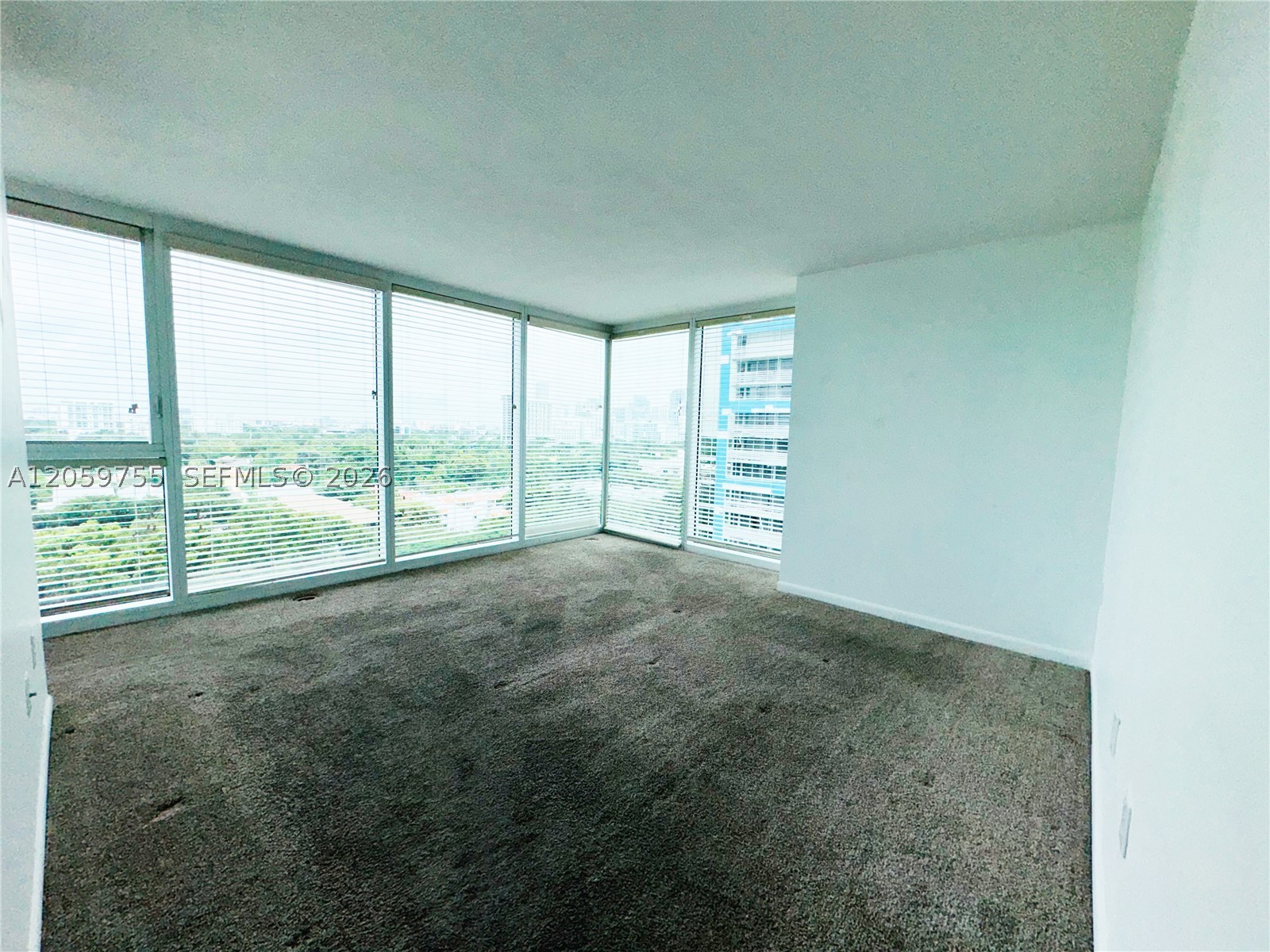 image Skyline on Brickell12
