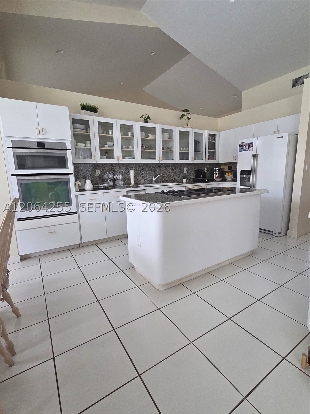 8235 SW 85th Ter Miami, FL 33143