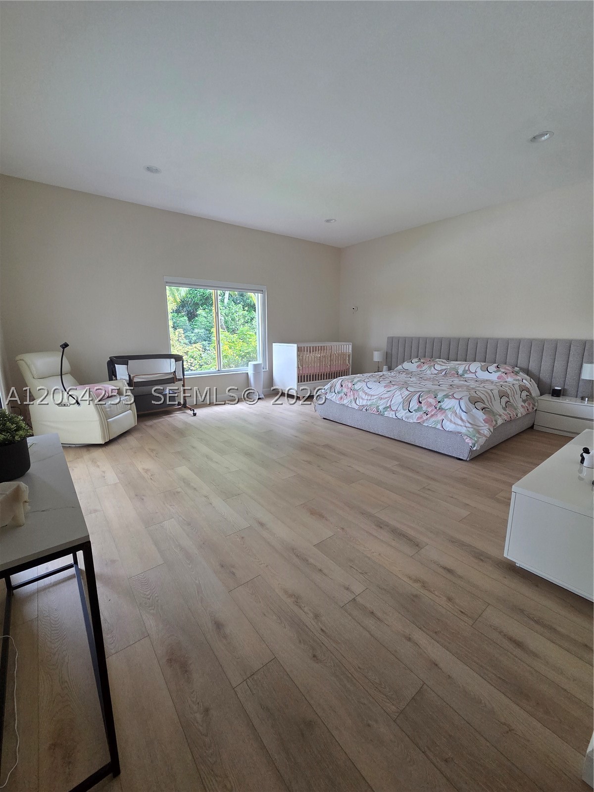 8235 SW 85th Ter Miami, FL 33143