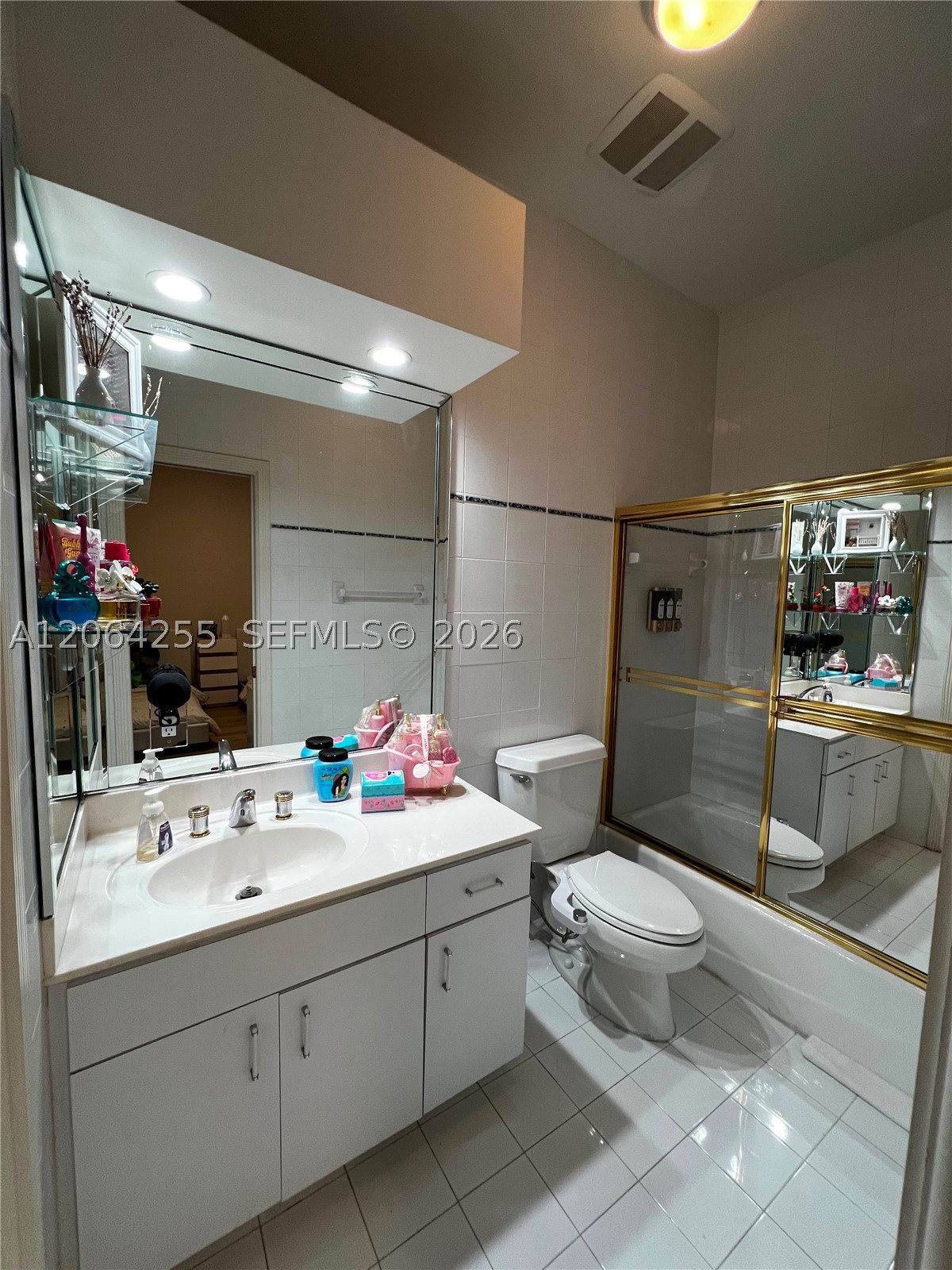 8235 SW 85th Ter Miami, FL 33143