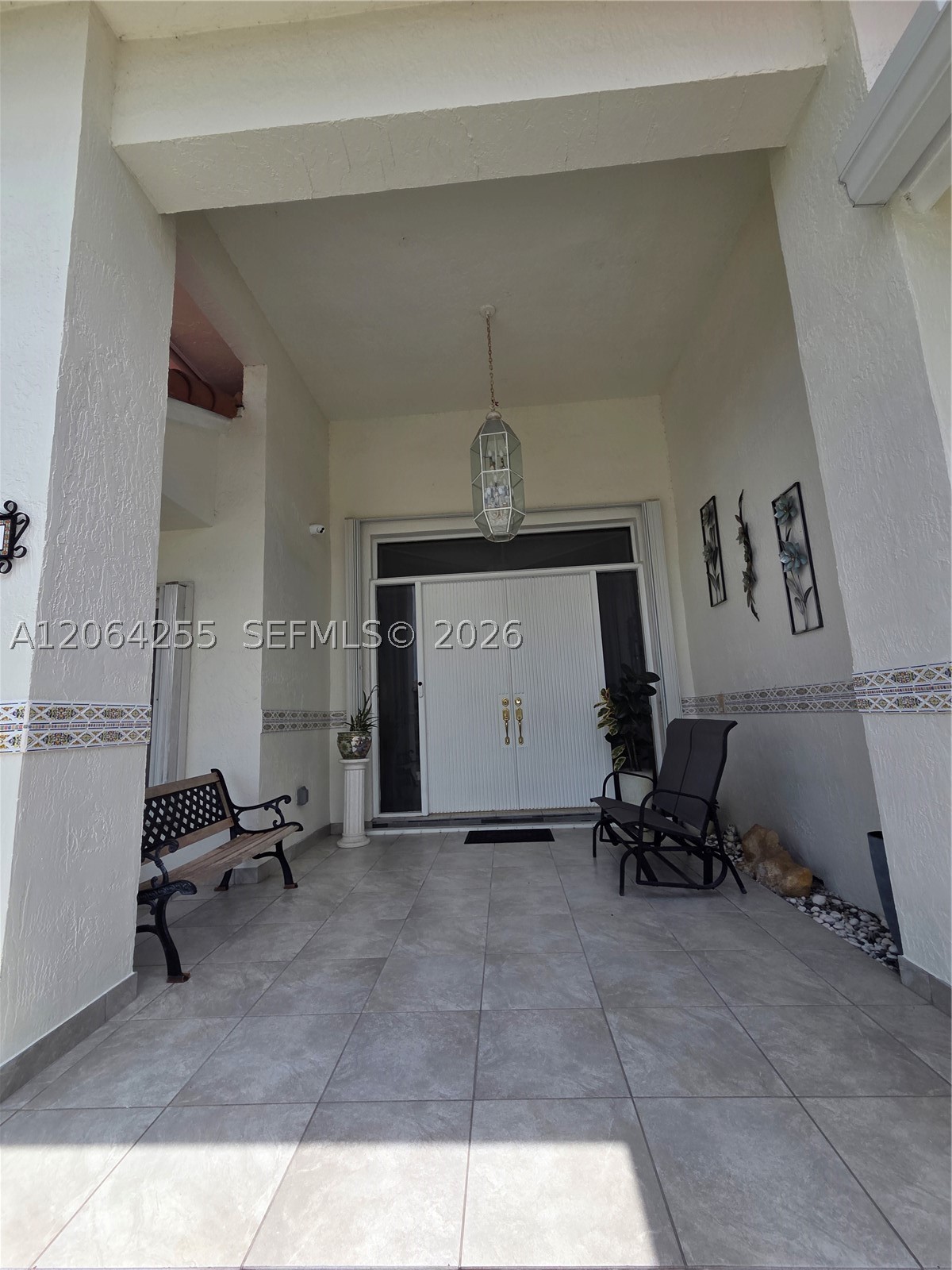 8235 SW 85th Ter Miami, FL 33143