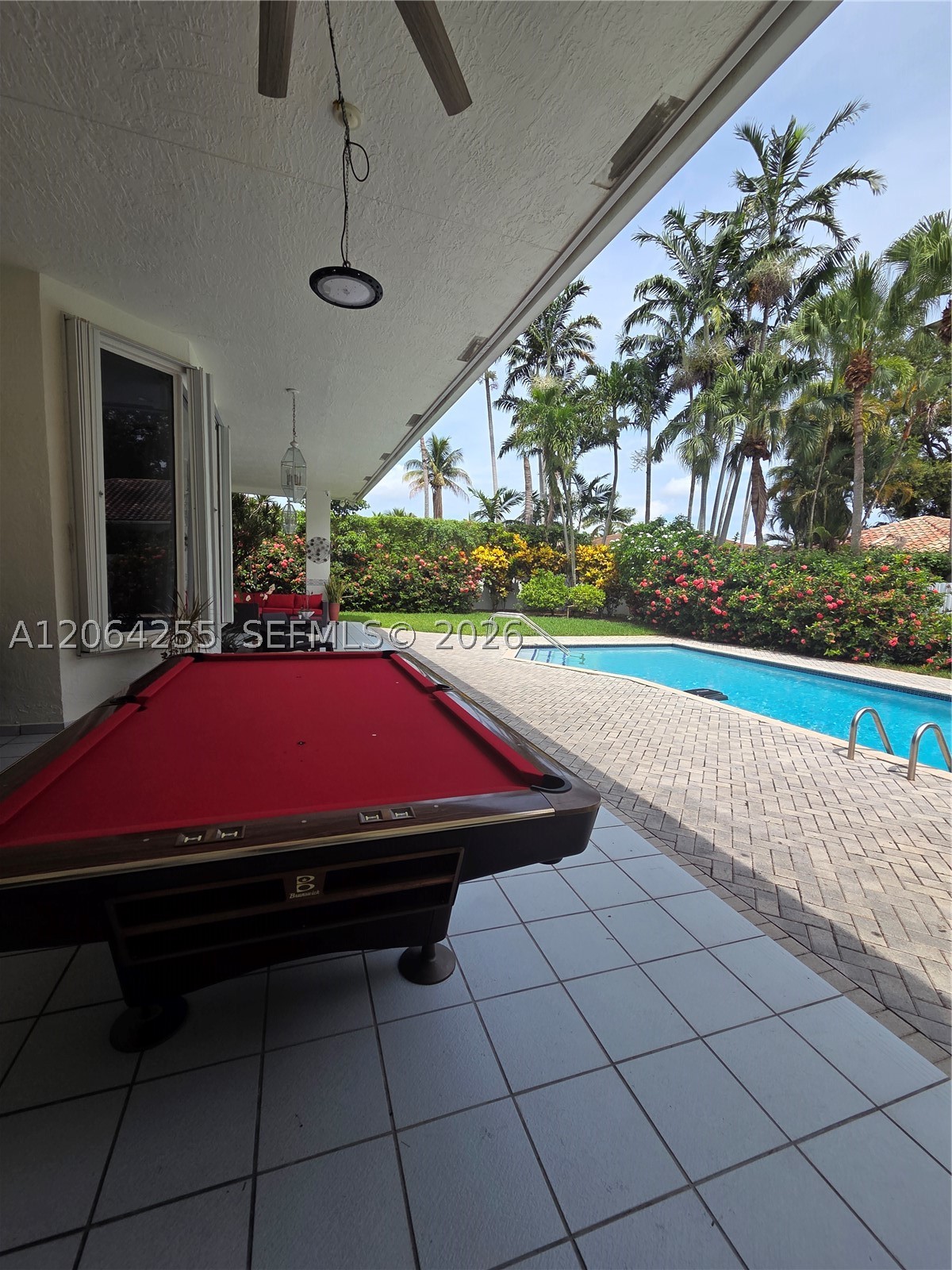 8235 SW 85th Ter Miami, FL 33143