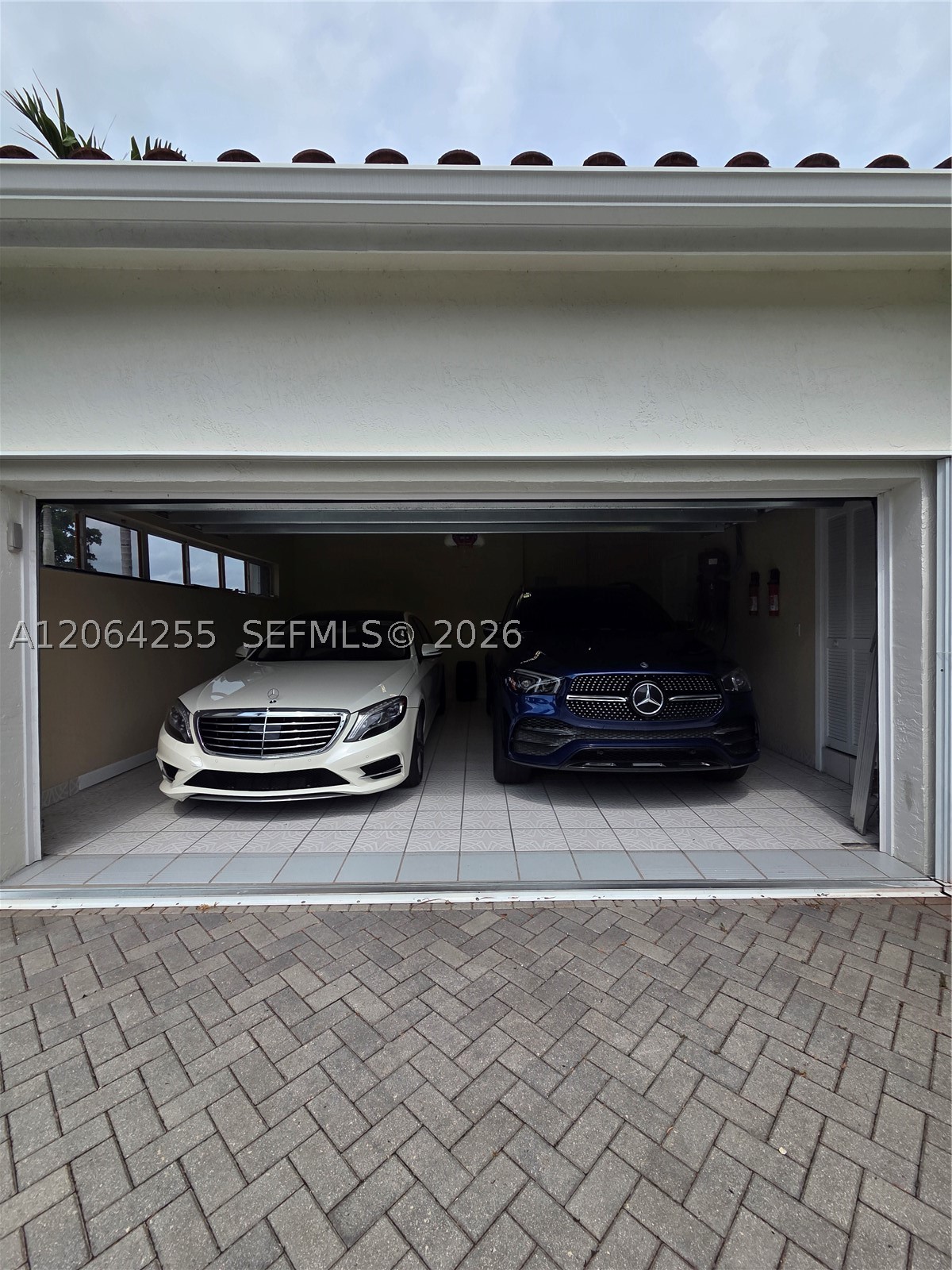 8235 SW 85th Ter Miami, FL 33143