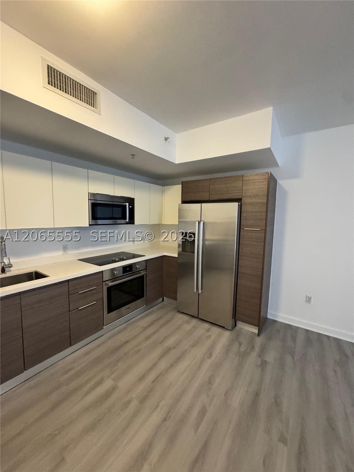 image Brickell Ten3