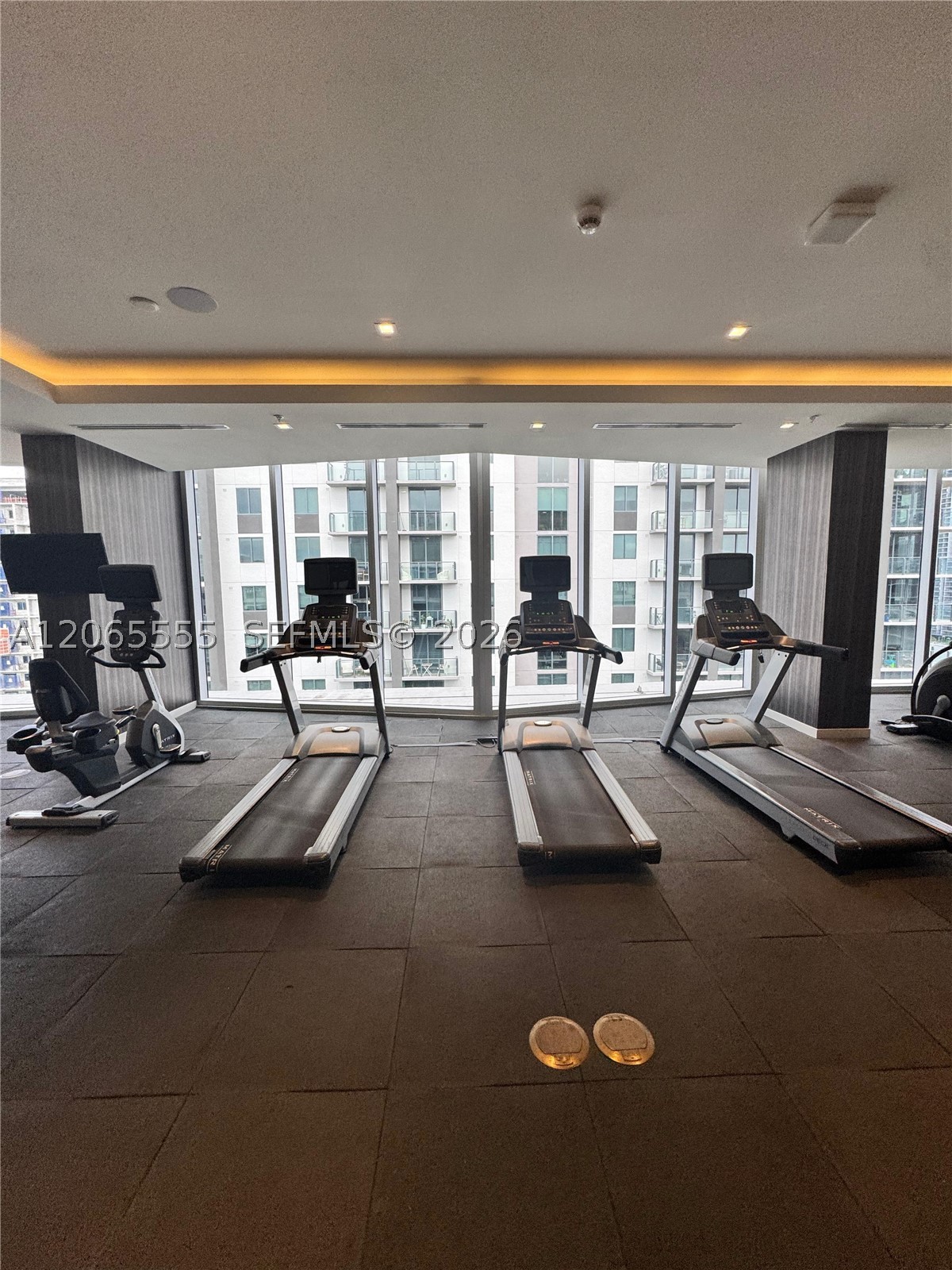image Brickell Ten52