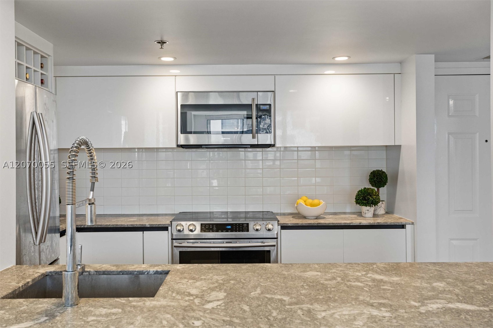 image Brickell Key Two5