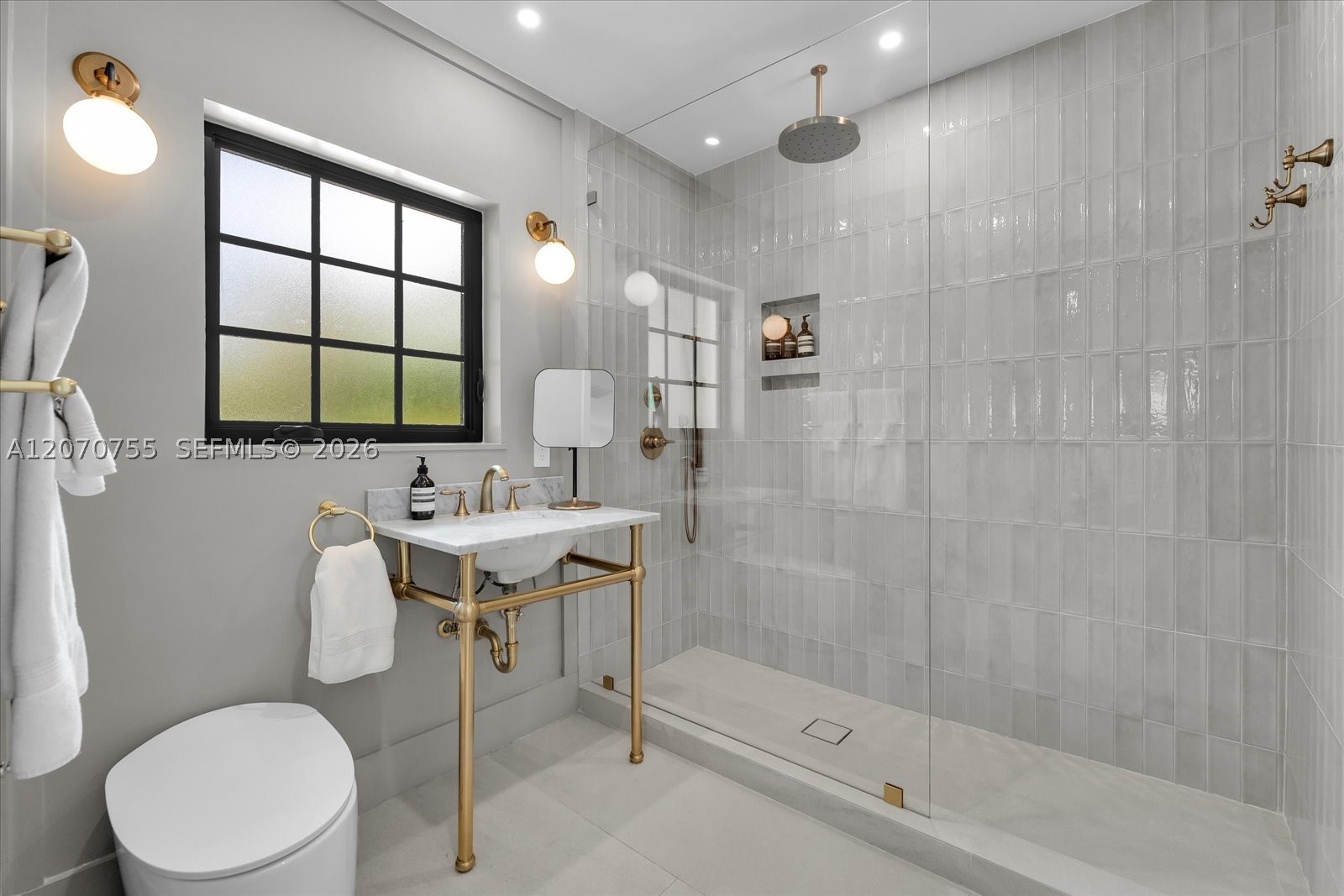 287 Palm Ave Miami Beach, FL 33139